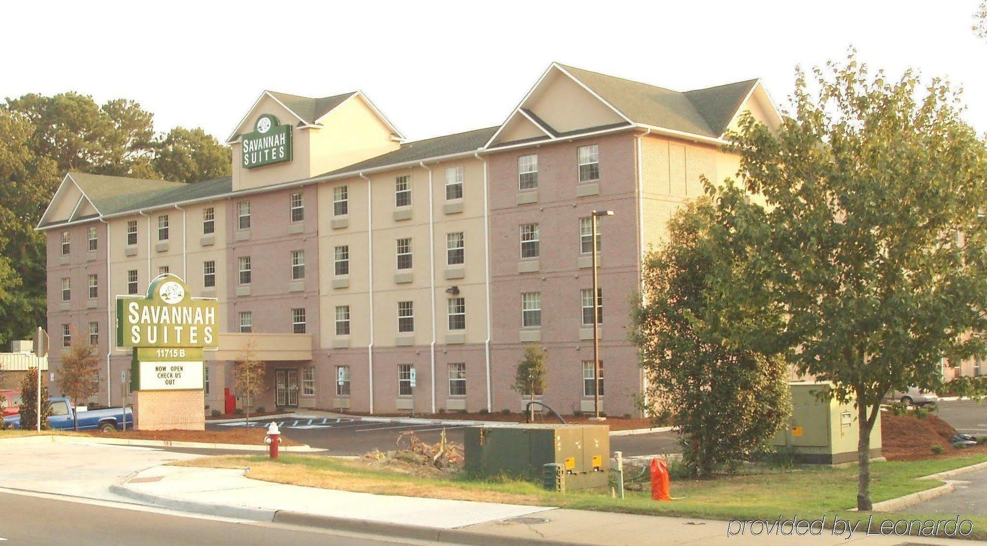 Intown Suites Extended Stay Newport News Va - City Center Exterior photo
